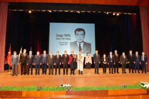 Cumhurbaşkanı Ersin Tatar Anadolu Üniversitesinin (AÜ) 2021-2022 Akademik Yıl Açılış Törenine katıldı
